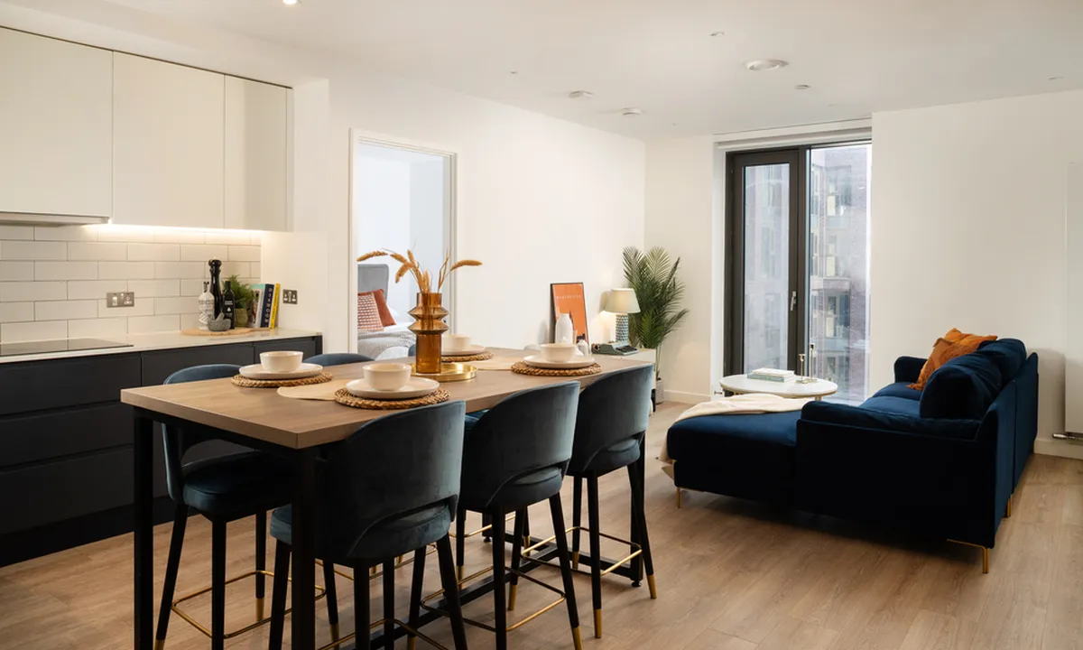 Select Property U Haus 40