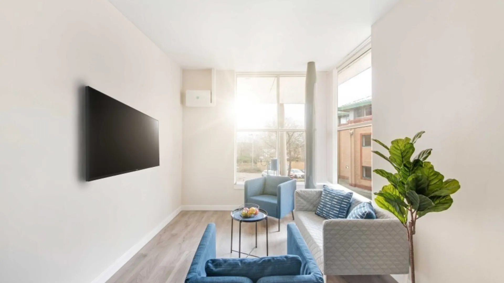 LIVING ROOM 2